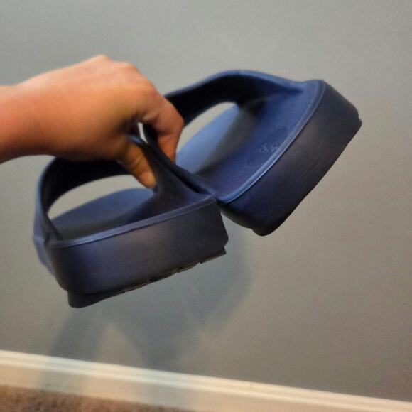 Oofos ooahh sport flex slides blue navy sandals comfort recovery unisex 10 main image 6